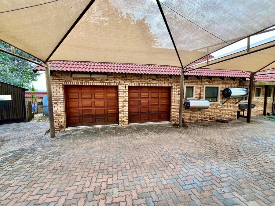 4 Bedroom Property for Sale in Safari Gardens North West